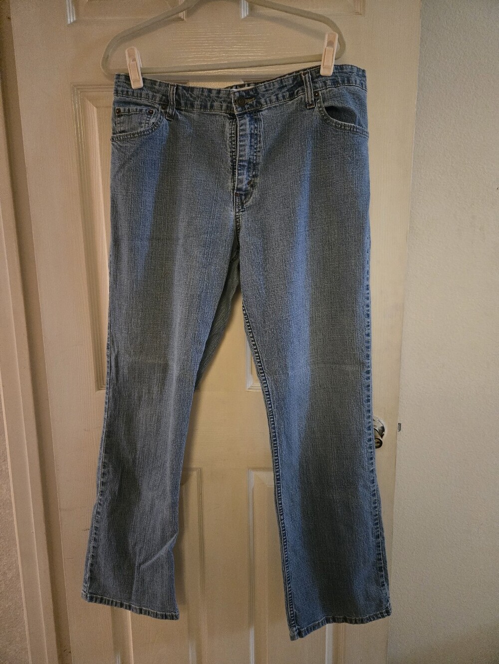 Signature by Levi Strauss Light Blue Womens Stretch Mid-Rise Bootcut Denim Jeans